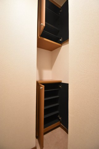 ファイン・ヴィラの玄関