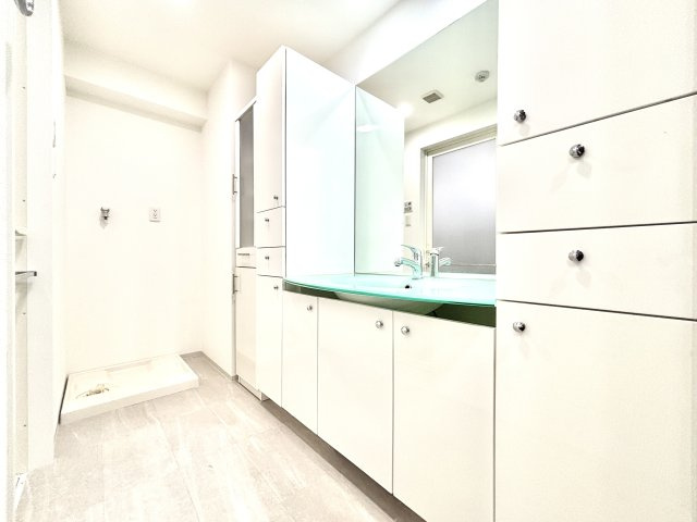 【独立洗面台】