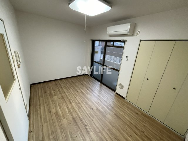 ポプルスONEの居間・リビング