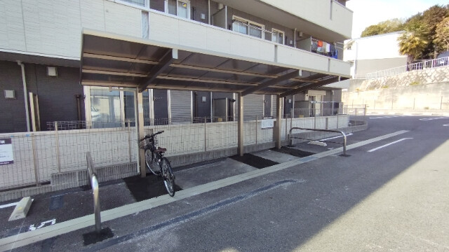 Ｄ－ｒｏｏｍ門前のその他共用部分