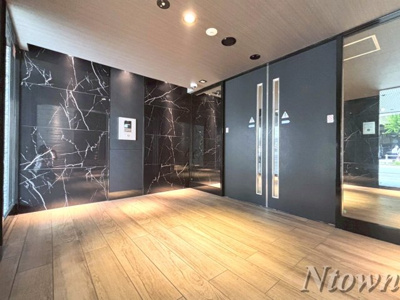 【エントランス】 | S-RESIDENCE上飯田West | 清潔なエントランスです