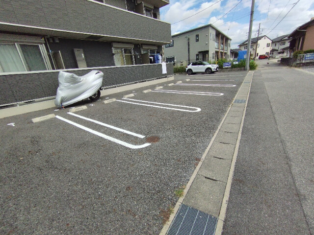 Ｕｔｏｐｉａの駐車場