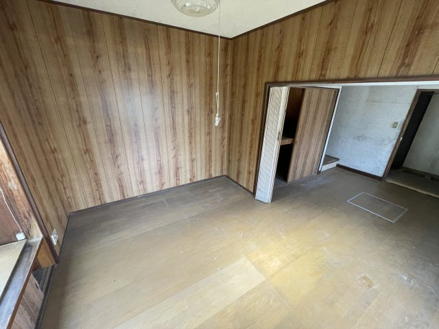 北飯塚6SLDK売戸建住宅の洋室