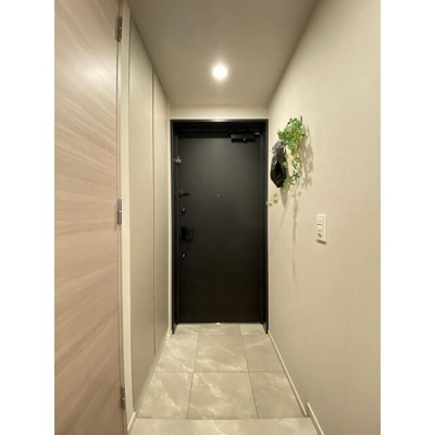 【玄関】 | Ｊ．リヴェール上野入谷プレイス | シンプルで使いやすい玄関です