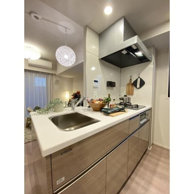 【キッチン】 | Ｊ．リヴェール上野入谷プレイス | コンパクトなキッチンで掃除もラクラク