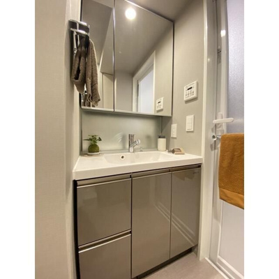 【洗面所】 | Ｊ．リヴェール上野入谷プレイス | 忙しい朝には欠かせない洗面所です