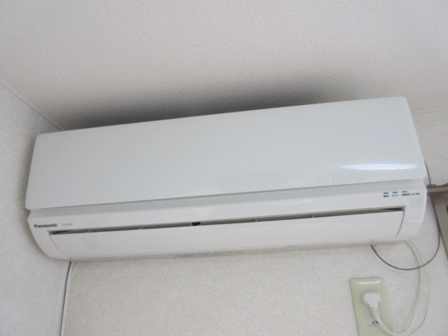 ハイツ飯田の設備|エアコン１基設置済