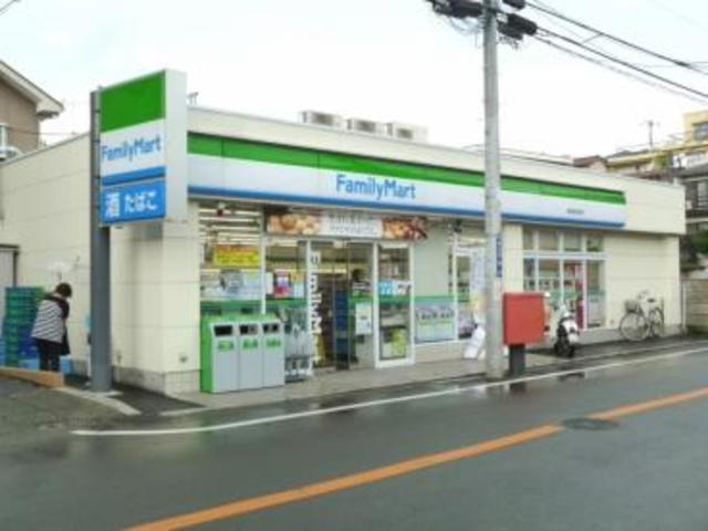 ハイツ飯田のその他|ファミリーマート横浜釜台町店