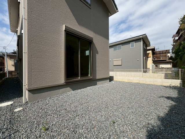 京都市伏見区深草願城町43-2の庭