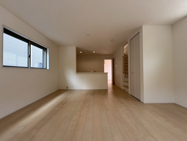 京都市伏見区深草願城町43-2の居間・リビング