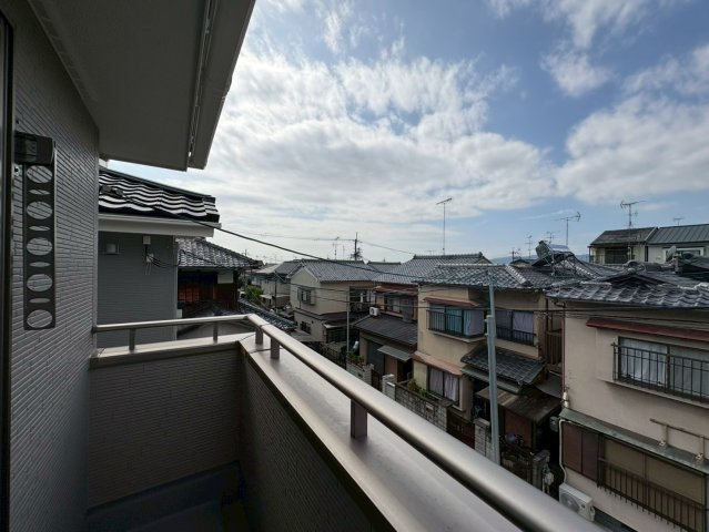 京都市伏見区深草願城町43-2のバルコニー