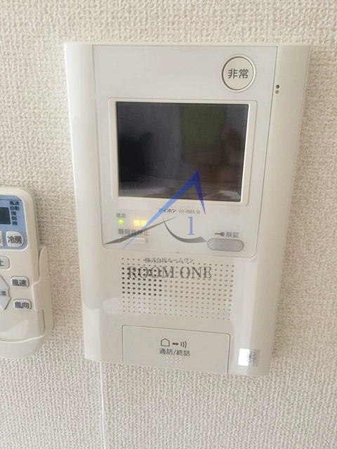 サンピエス江古田のセキュリティ|モニター付きインターホンです。