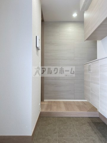 ヴェールエール太子堂の玄関