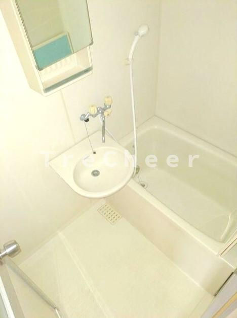 アーバンハウス大坪の浴室