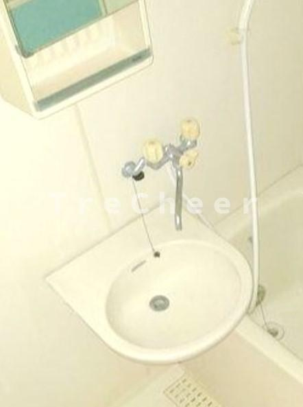 アーバンハウス大坪の洗面所