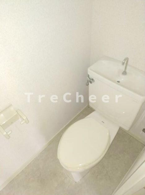 アーバンハウス大坪のトイレ