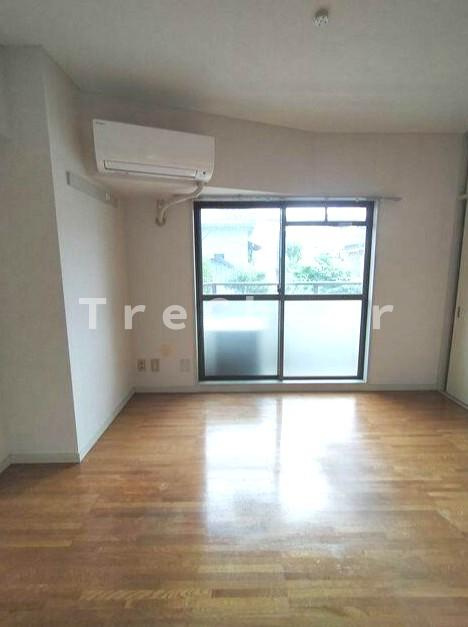 アーバンハウス大坪の洋室