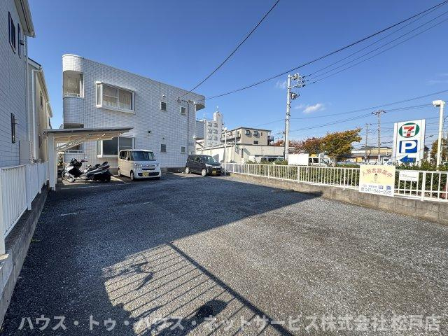 ＫＳコートの駐車場