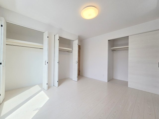 羽村市羽加美3丁目　新築　全9棟　4号棟の洋室