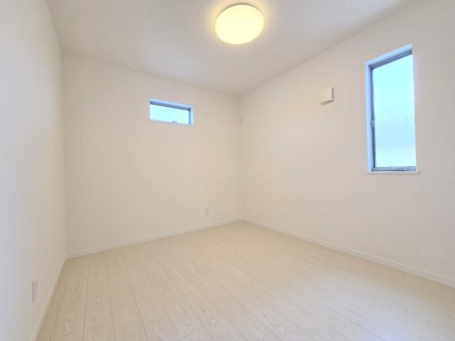 羽村市羽加美3丁目　新築　全9棟　4号棟の洋室