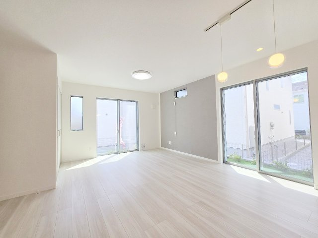 羽村市羽加美3丁目　新築　全9棟　4号棟の居間・リビング