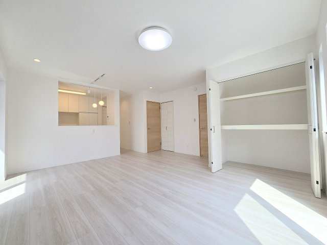 羽村市羽加美3丁目　新築　全9棟　4号棟の居間・リビング