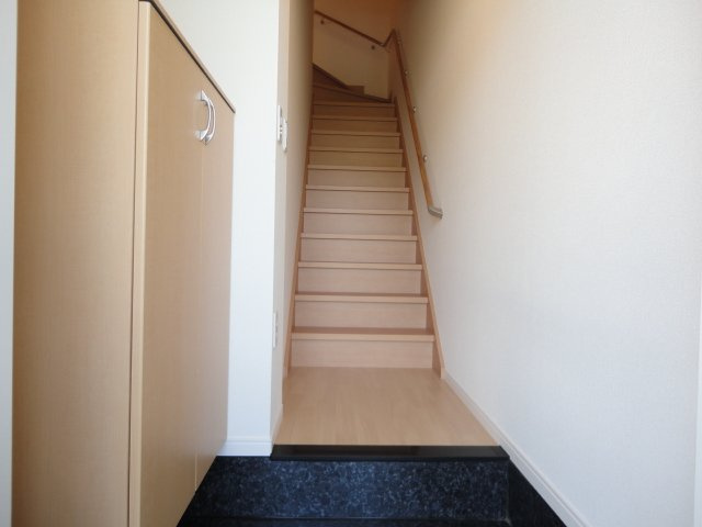 アステールのその他|階段