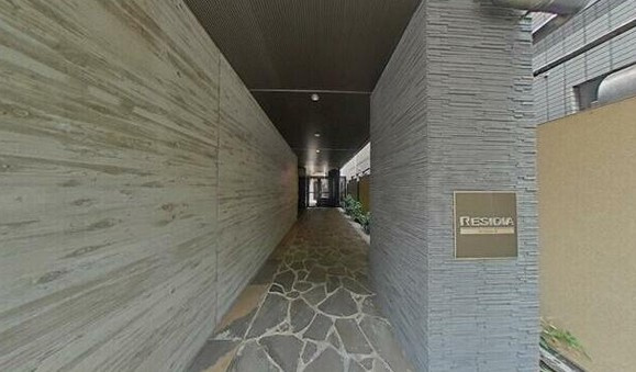 【エントランス】