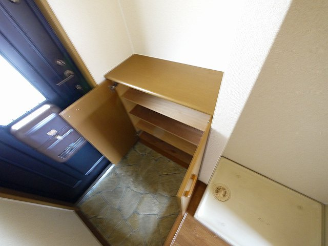 ハイツソレイユのその他|下駄箱
