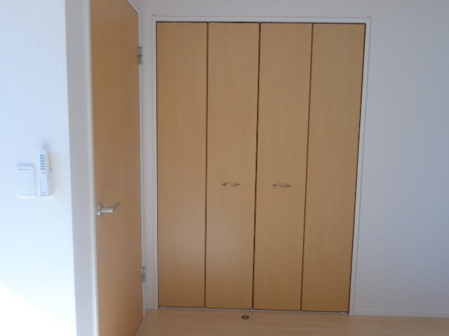 スターライズの収納|リビングクローゼット