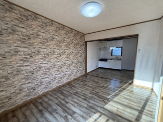 【内装】 | ドリームクレストⅠ | 南向きの明るい洋室