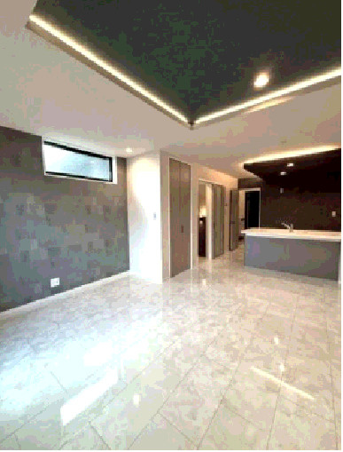 尼崎市東園田町　新築戸建の居間・リビング