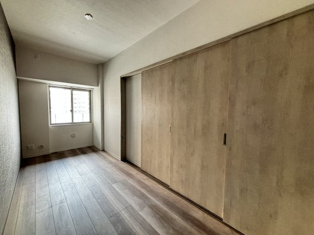 PRIME RESIDENCE NAMIKIの洋室