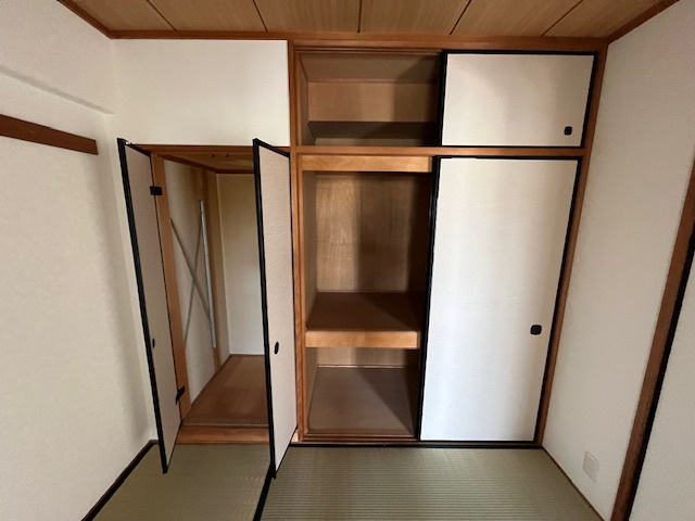 泉北星和台コーポラスの収納