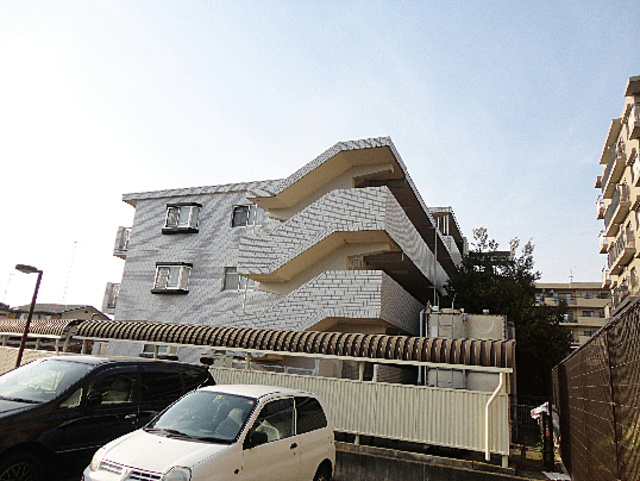 カーサーあざみ野の外観