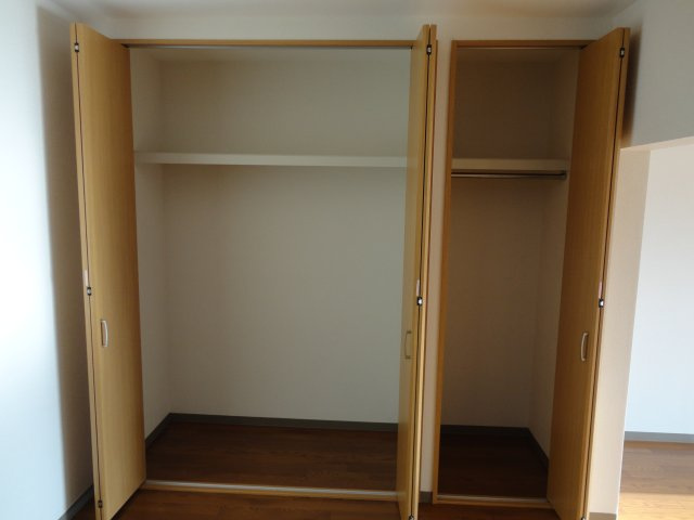 カーサーあざみ野の収納