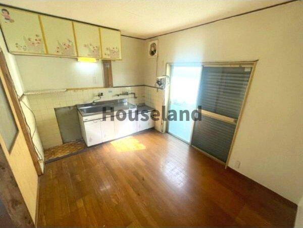 園部戸建の居間・リビング