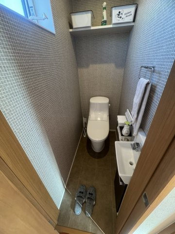 三潴町早津崎　オール電化戸建のトイレ