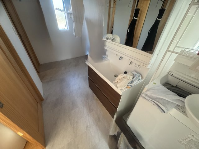 三潴町早津崎　オール電化戸建の脱衣所