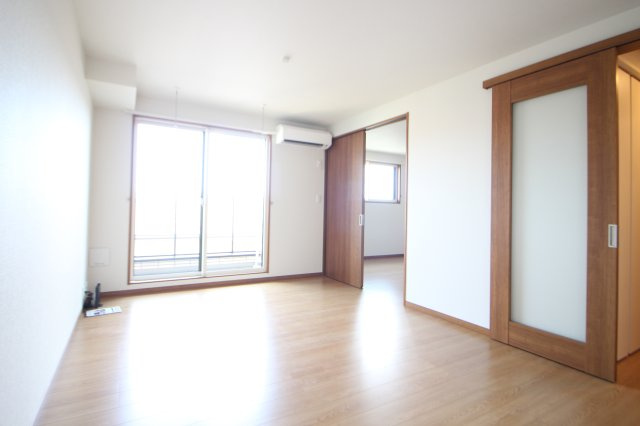 カーサ　フィオーレの居間・リビング