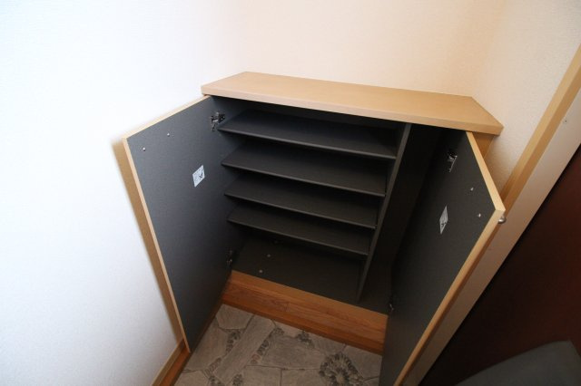 ハピネスヒルズBの収納