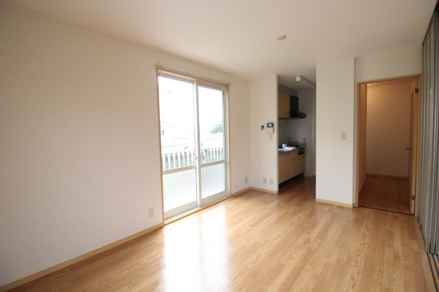 ハピネスヒルズBの居間・リビング