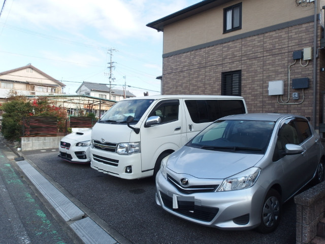 リッツハウスの駐車場