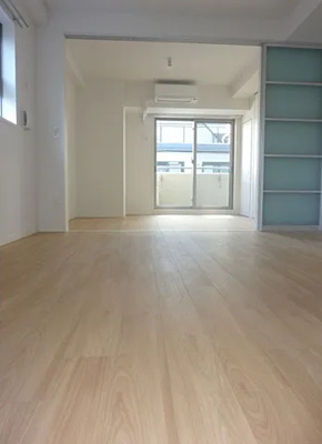 【内装】 | BRIGHT STAGE