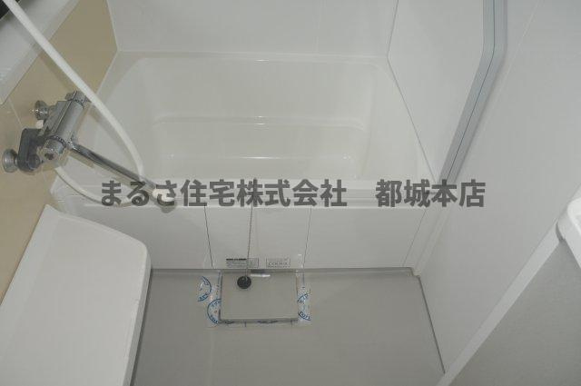 都城市鷹尾３丁目の一戸建ての浴室