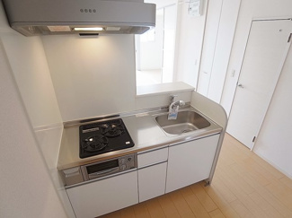 【キッチン】 | ラフォーレ名倉 | システムキッチン。ガス2口コンログリル付。カウンタータイプ