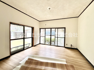 【居間・リビング】 | 浜松市天竜区大谷 中古戸建て | リビング8帖