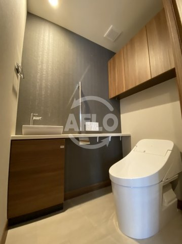 グランドメゾン新梅田タワー THE CLUB RESIDENCEのトイレ|グランドメゾン新梅田タワー THE CLUB RESIDENCE　温水洗浄便座