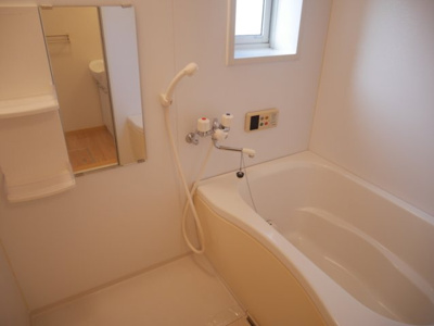 【浴室】 | ラ・パルテール国富弐番館