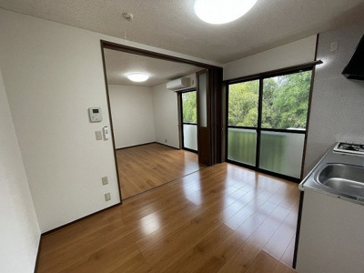 【居間・リビング】 | メゾン桜1号棟 